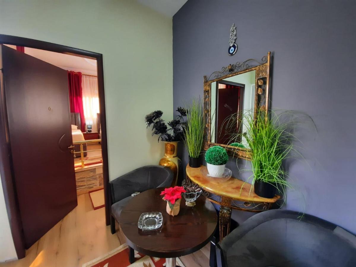 Villa 53 Тирана Екстер'єр фото