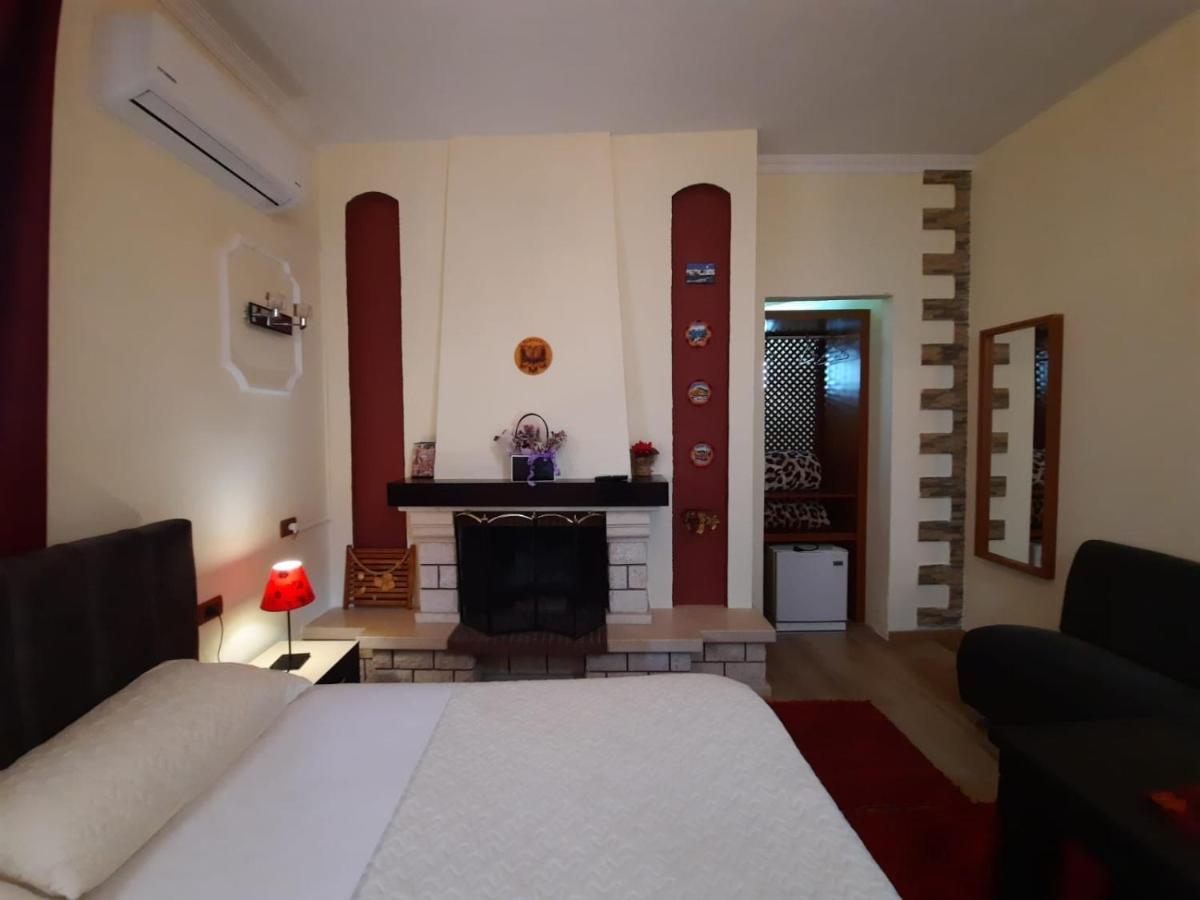 Villa 53 Тирана Екстер'єр фото
