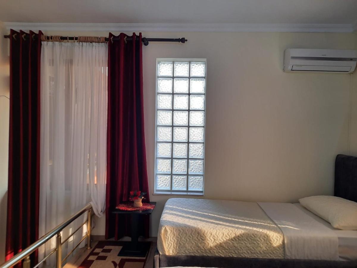 Villa 53 Тирана Екстер'єр фото